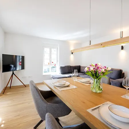 Moderne 3 Schlafzimmer Mit Balkon Und Aufzug Teilweise Mit Infrarot Sauna * Bad Ems