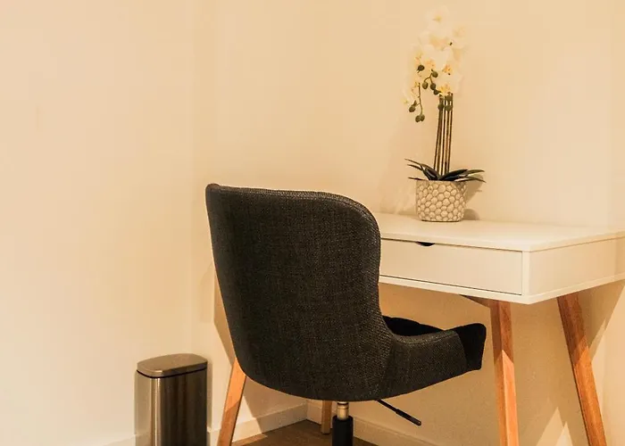 Moderne 3-schlafzimmer-apartments Mit Balkon & Aufzug Bis 6 Personen Apartamento Bad Ems