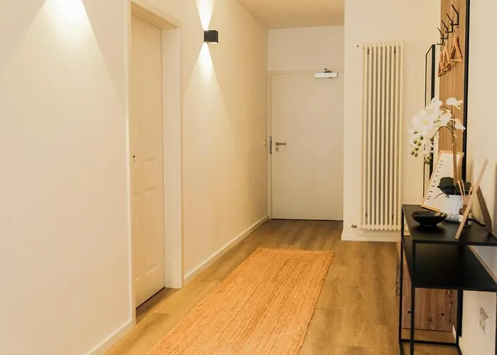 Apartamento Moderne 3-schlafzimmer-apartments Mit Balkon & Aufzug Bis 6 Personen *